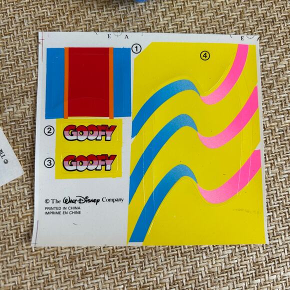 Vintage Disney Goofys Dune Buggy Playset by ARCO 1980s NIB Retro Toys - Picture 9 of 10